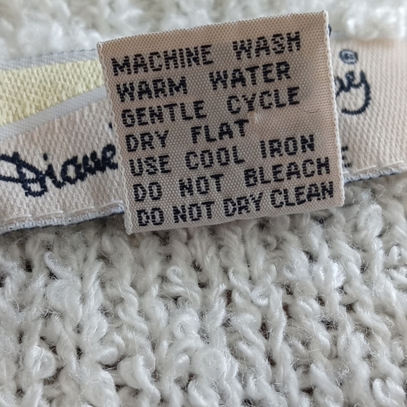 Diane Von Furstenberg sweater small - Picture 6 of 6